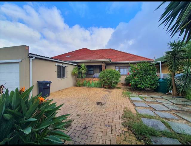 3 BEDROOM HOUSE TO LET IN RICHMOND ESTATE